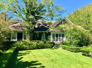 12 Livingston Rd, Bellport, NY 11713