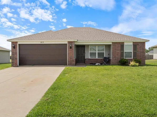 813 NW 68th Ave, Bentonville, AR 72713
