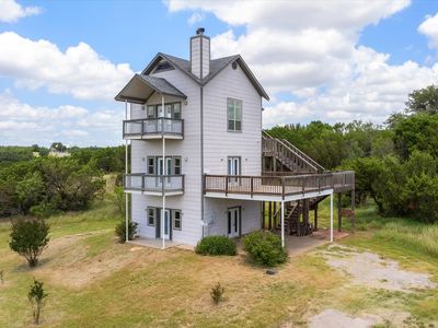 555 Anglers Rdg, Bluff Dale, TX, 76433