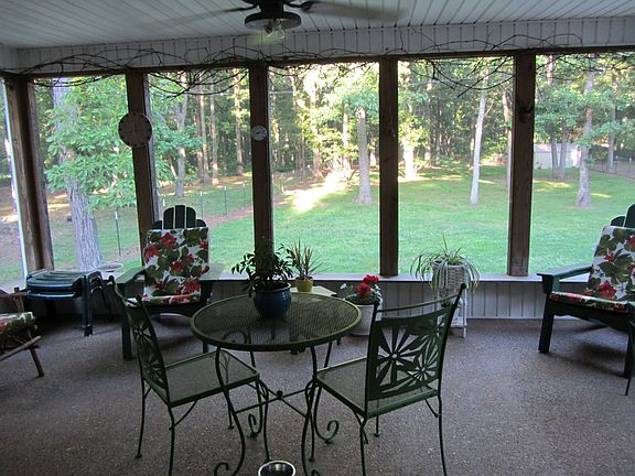 screened in back porch