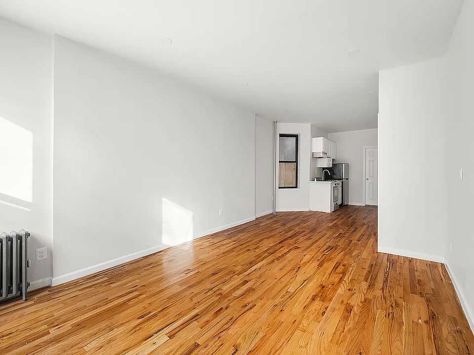 2nd image of 1972 3rd Ave APT 5