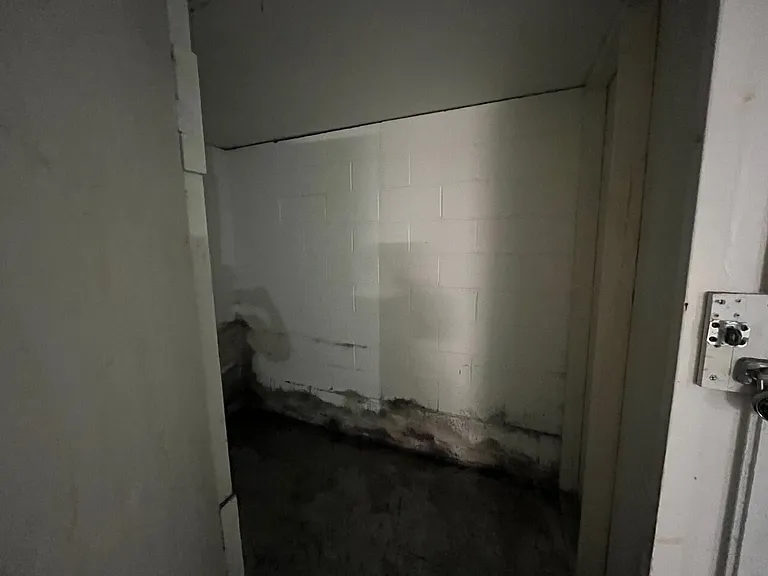 Robinson 205 — Photo 13