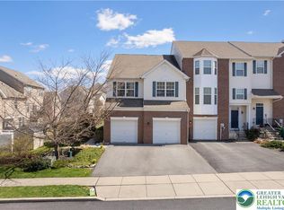 5459 Spring Ridge Dr, Macungie, PA 18062