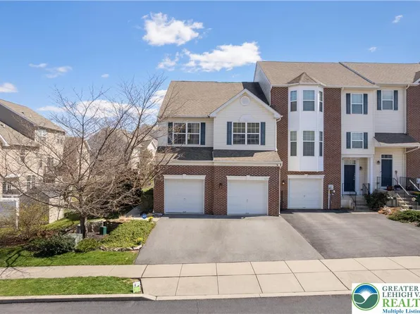 5459 Spring Ridge Dr, Macungie, PA 18062