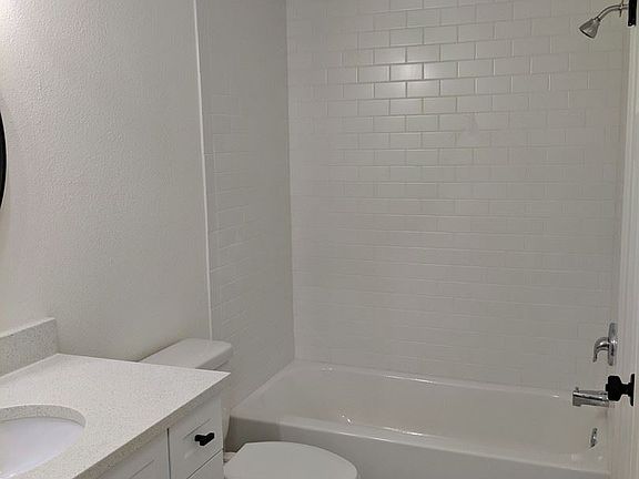 3rd image of 6848 So Countrwoods Cir #G-23