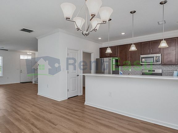 5th image of 1913 Dobson Ct