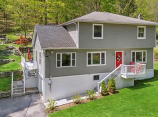 31 Barger St, Putnam Valley, NY 10579