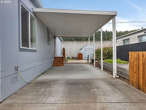 5th image of 10701 SE Highway 212 Pne #1