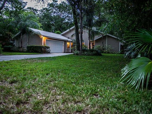3rd image of 13618 Picarsa Dr