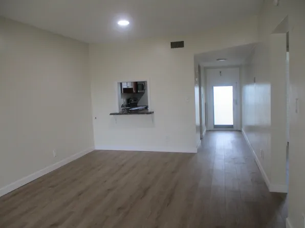 3151 S Palm Aire Dr APT 404, Pompano Beach, FL 33069