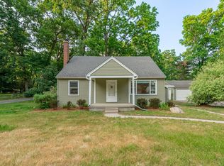 3574 Elizabeth Rd, Ann Arbor, MI 48103