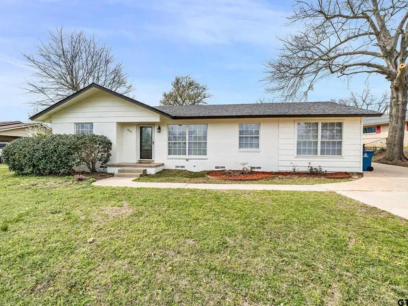 304 S Alta Vista Ave, Henderson, TX 75654