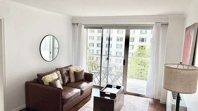 1 bed, 550 sqft, $3,150 — Photo 1