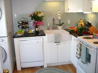 297 Highland Ave, Providence, RI 02906