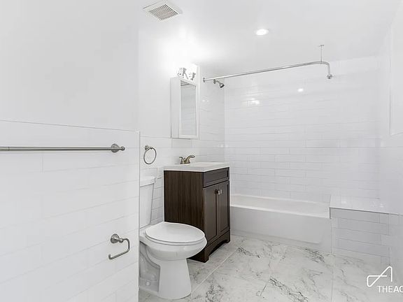 4th image of 589 Putnam Ave APT 1