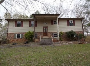 300 Easy St, Bulls Gap, TN 37711