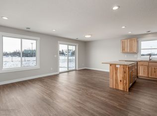 821 7th Ave NW UNIT 103, Arlington, MN 55307