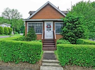 6 Highland View Ave, Rensselaer, NY 12144