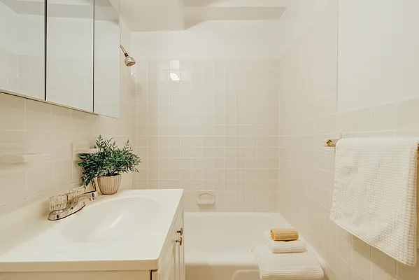 Sold by Compass | media 6