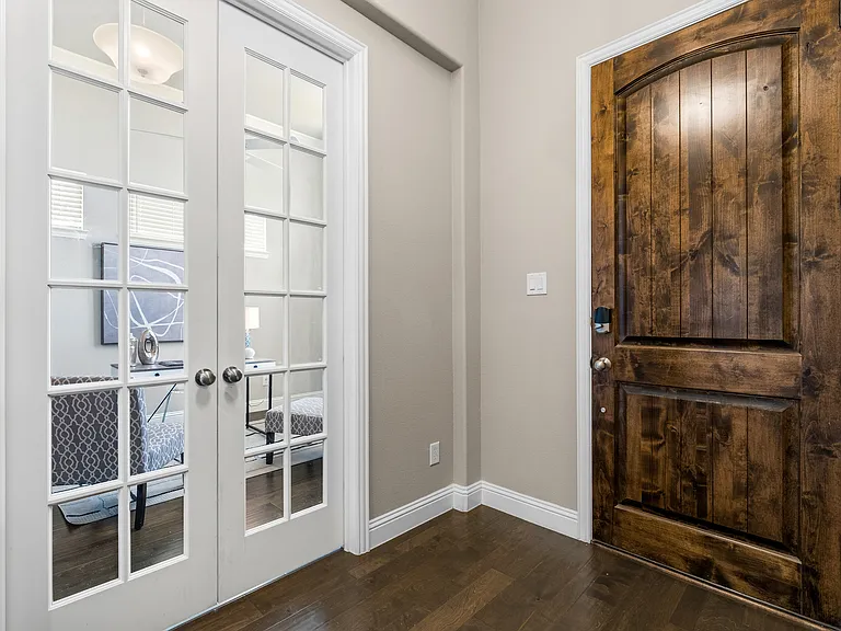 3404 Begonia Ln — Photo 4