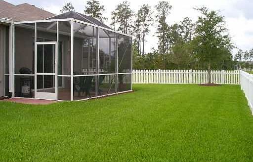 Big & Nice Yard, with fence !!