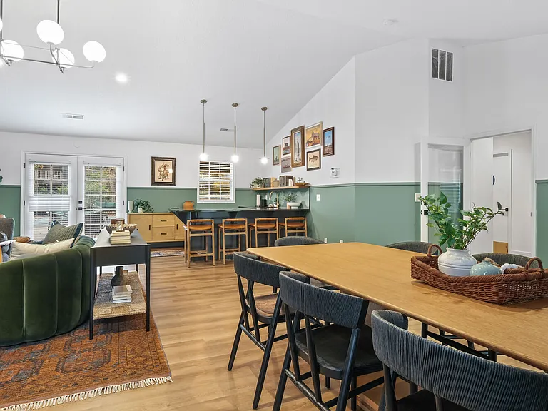 Larkspur Place — Photo 18