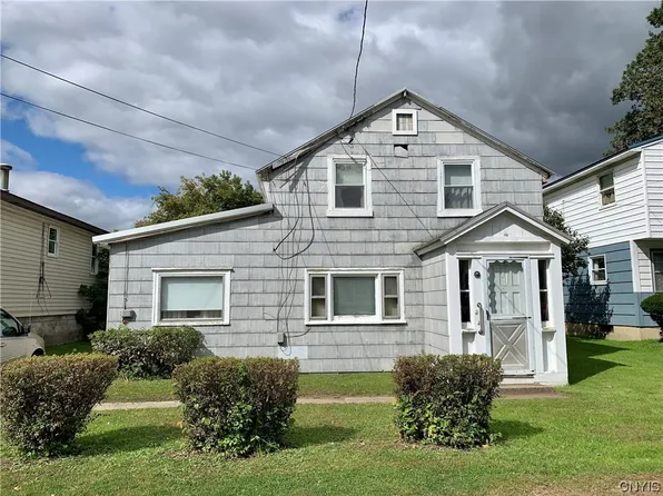 105 Newport Rd, Utica, NY 13502