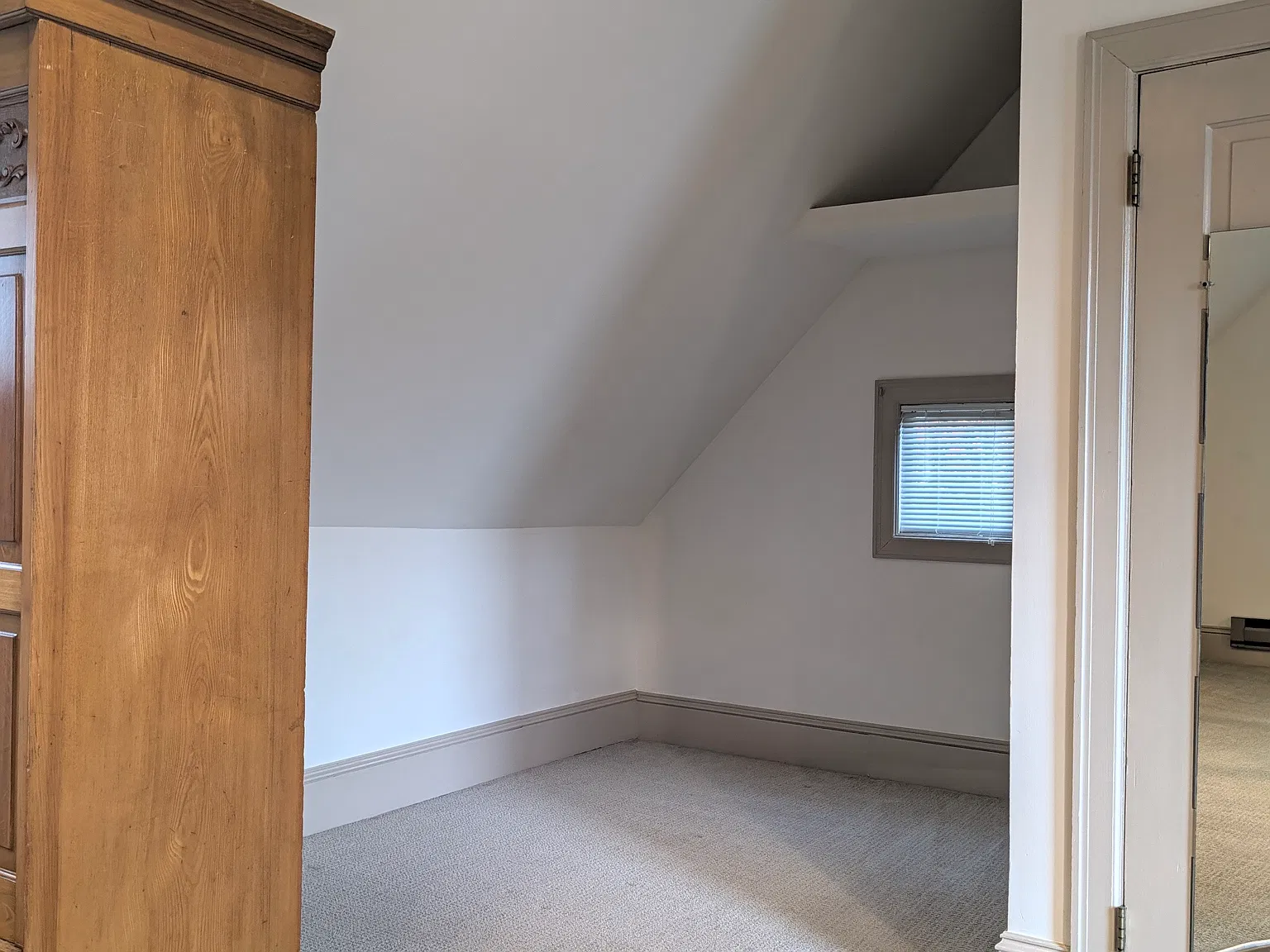 Studio, 360 sqft, $1,800 — Photo 4