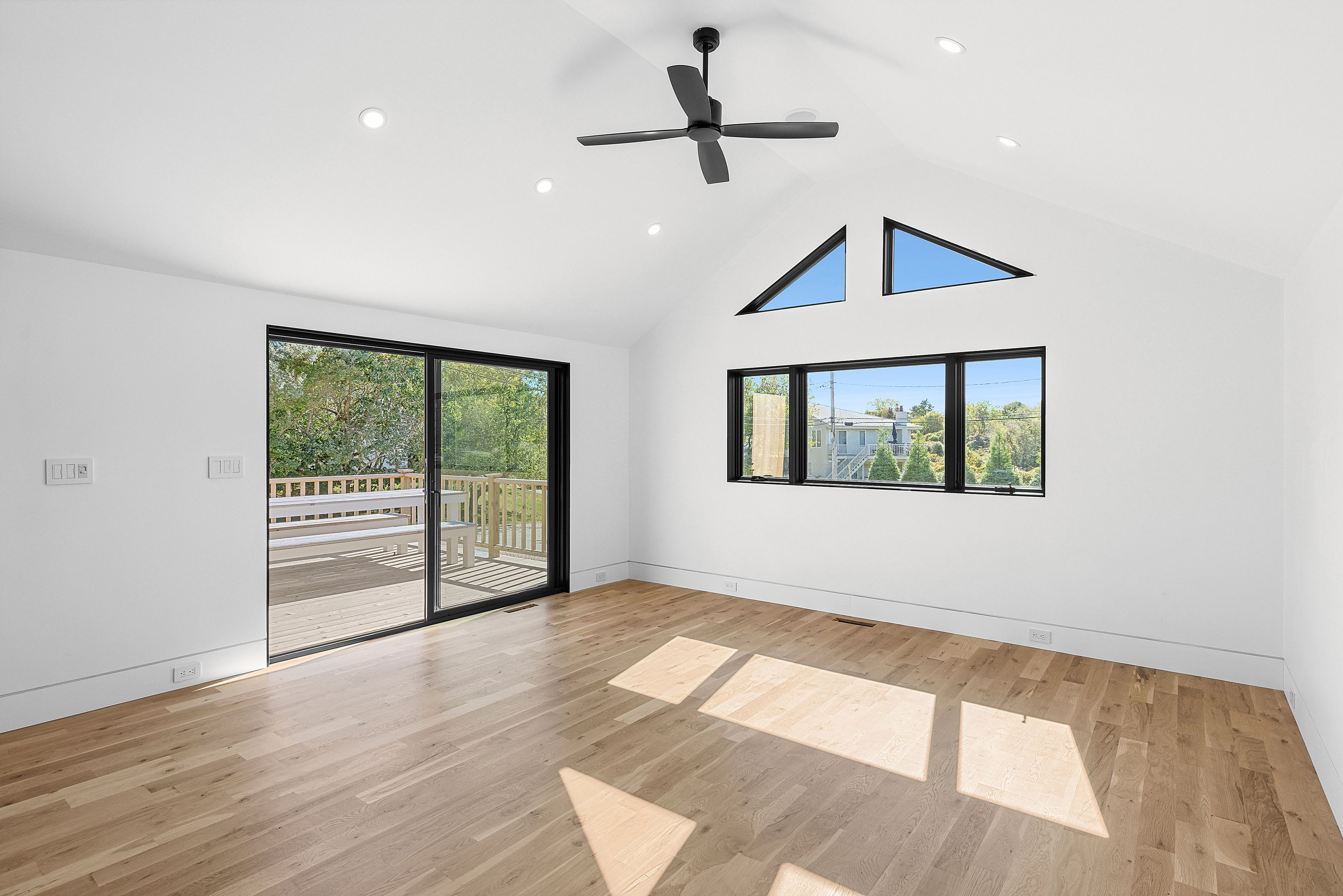 50 Gloucester Ave, Montauk, NY 11954 Out East