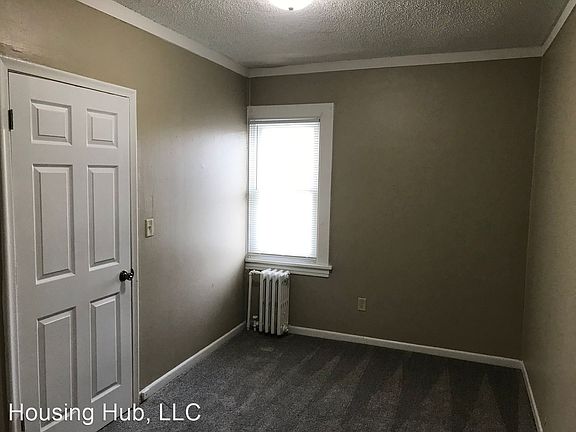 3rd image of 1336 Minnehaha Ave W #3