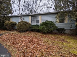 1026 Magazine Rd, Green Lane, PA 18054