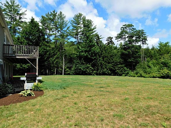 Shared Back Yard - Maintained by the Landlord