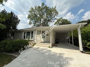 318 S Hale St, Palatine, IL 60067