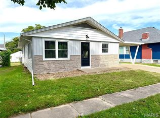 206 E Church St, Palmyra, MO 63461