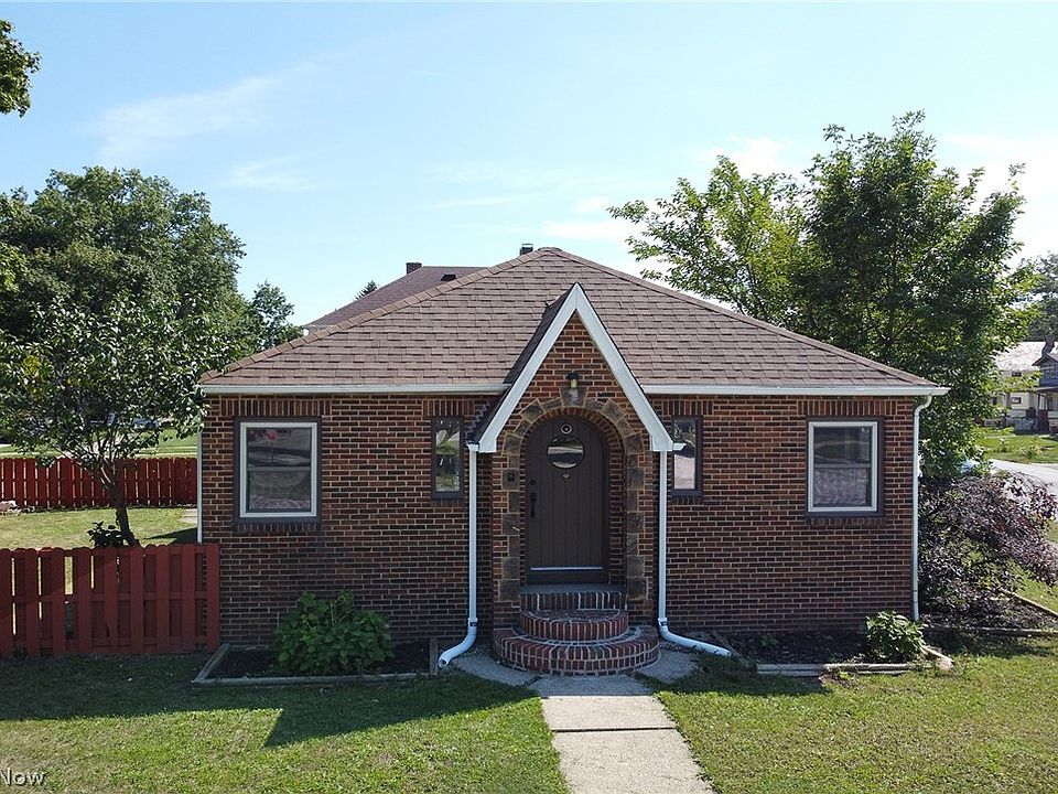 1st image of 3300 W 131st St