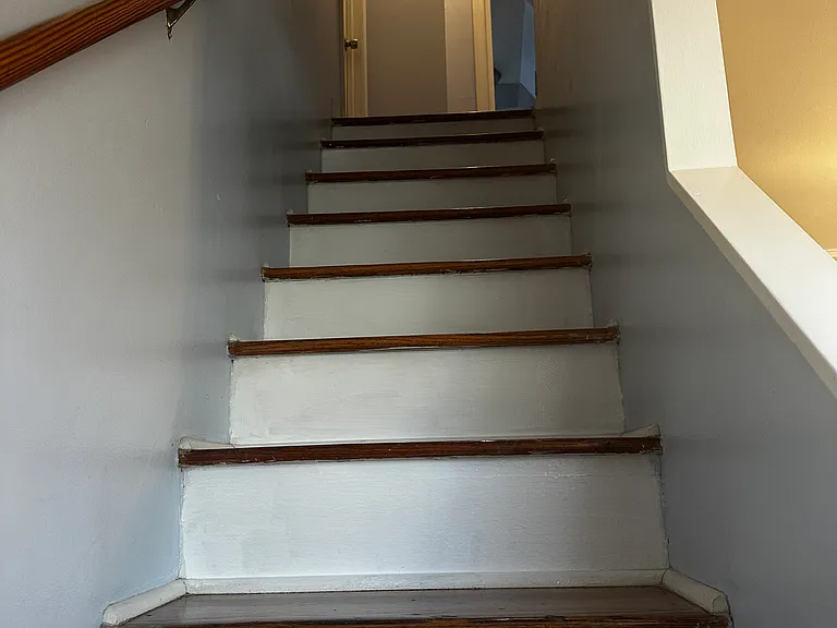 64 E Thorme St — Photo 16
