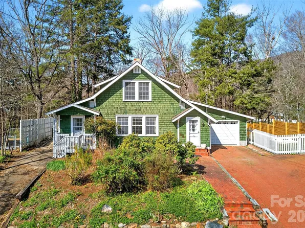109 Eastwood Ave, Swannanoa, NC 28778