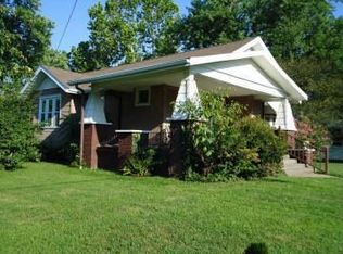 536 N 15th St, Murphysboro, IL 62966