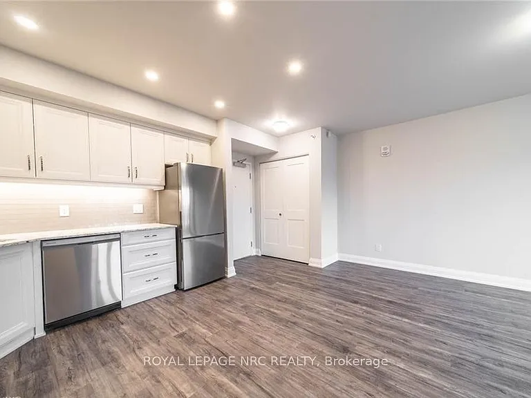 5698 Main St #508 — Photo 3