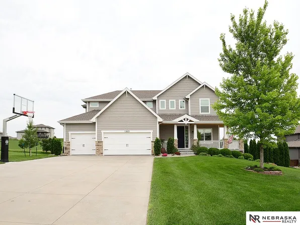 12825 N 184th St, Bennington, NE 68007