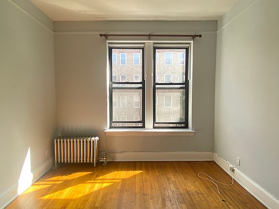 2nd image of 401 W 44th St APT 5