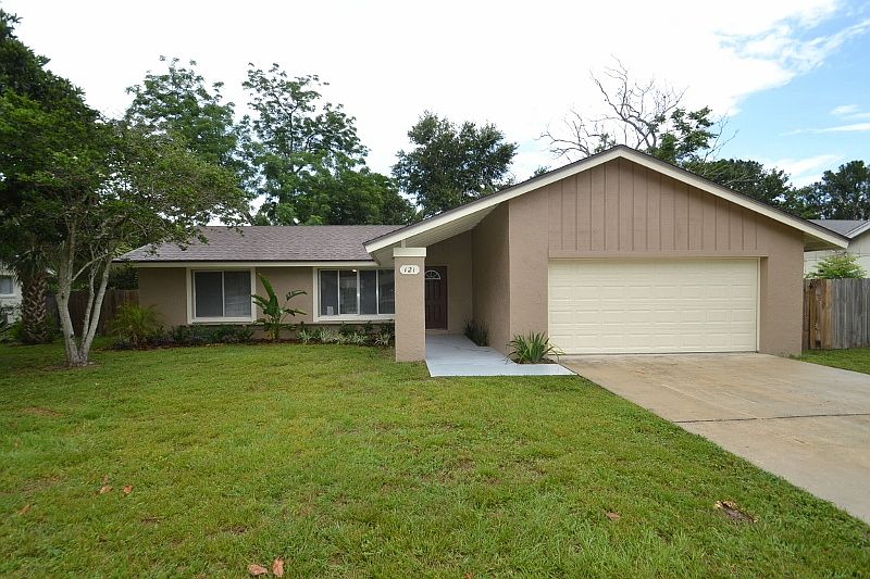 1st image of 121 Larkspur Dr