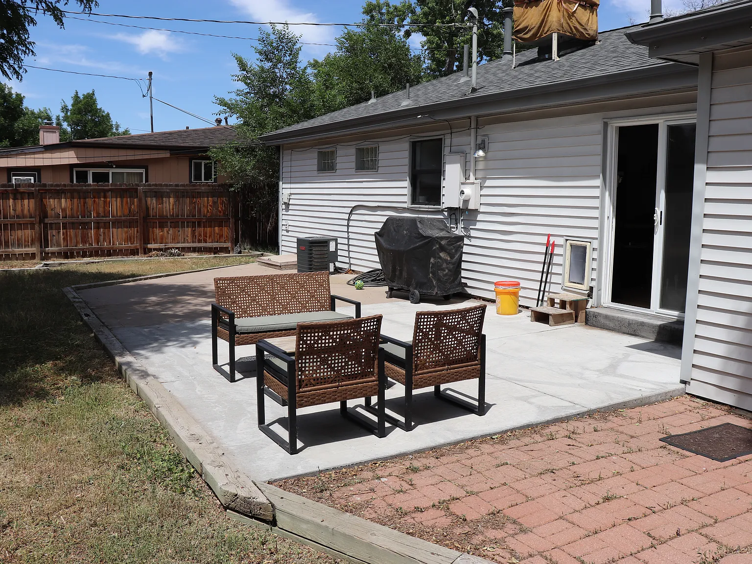1655 S Newton St — Photo 3