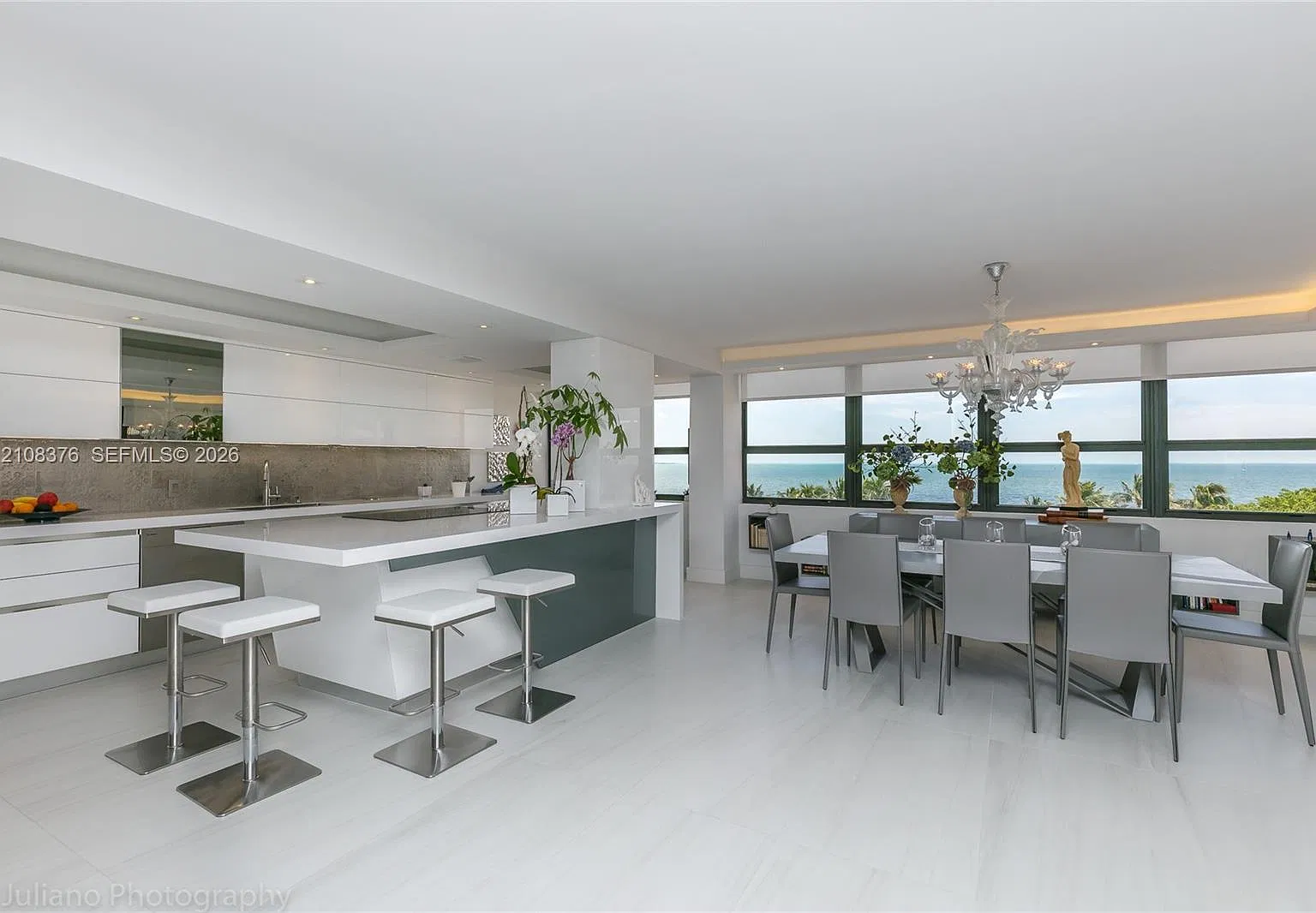 Grove Isle Condo — Photo 2