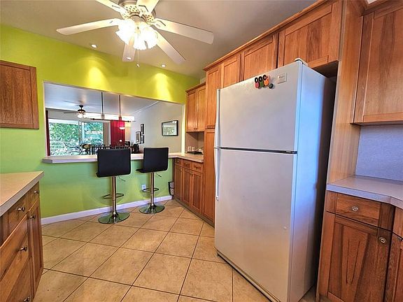 5th image of 9301 Sunrise Lakes Boulevard #308