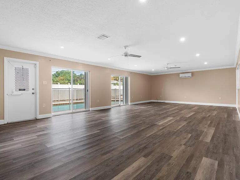 3201 Alice Dr — Photo 15