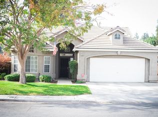 7399 N Dearing Ave, Fresno, CA