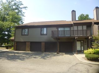 4555 Saint James Cir NW, Canton, OH