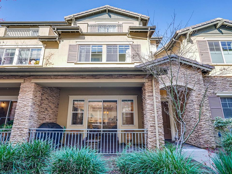1st image of 2812 Paseo Ln