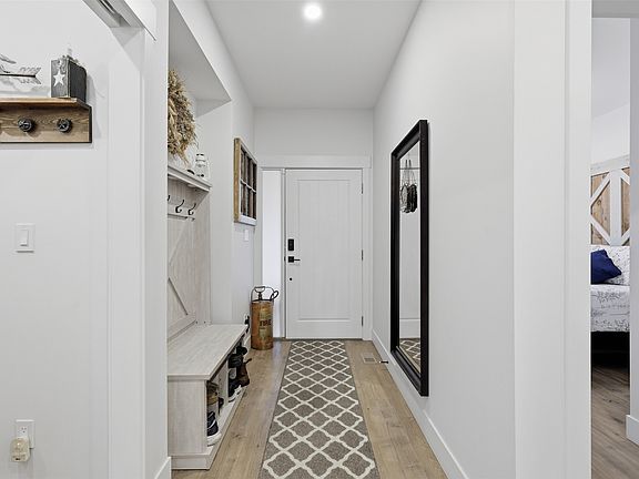 4th image of 1900 Ord Rd #15